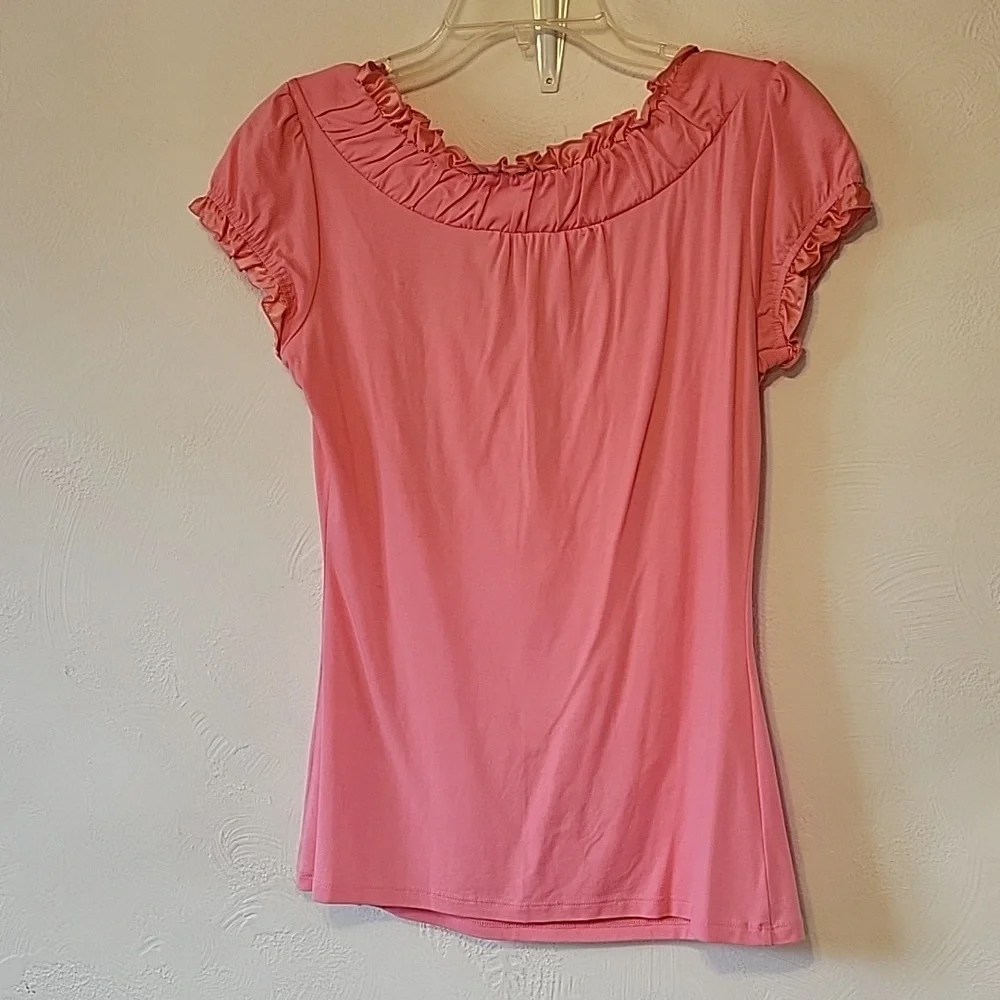 Pink top - Picture 2 of 3